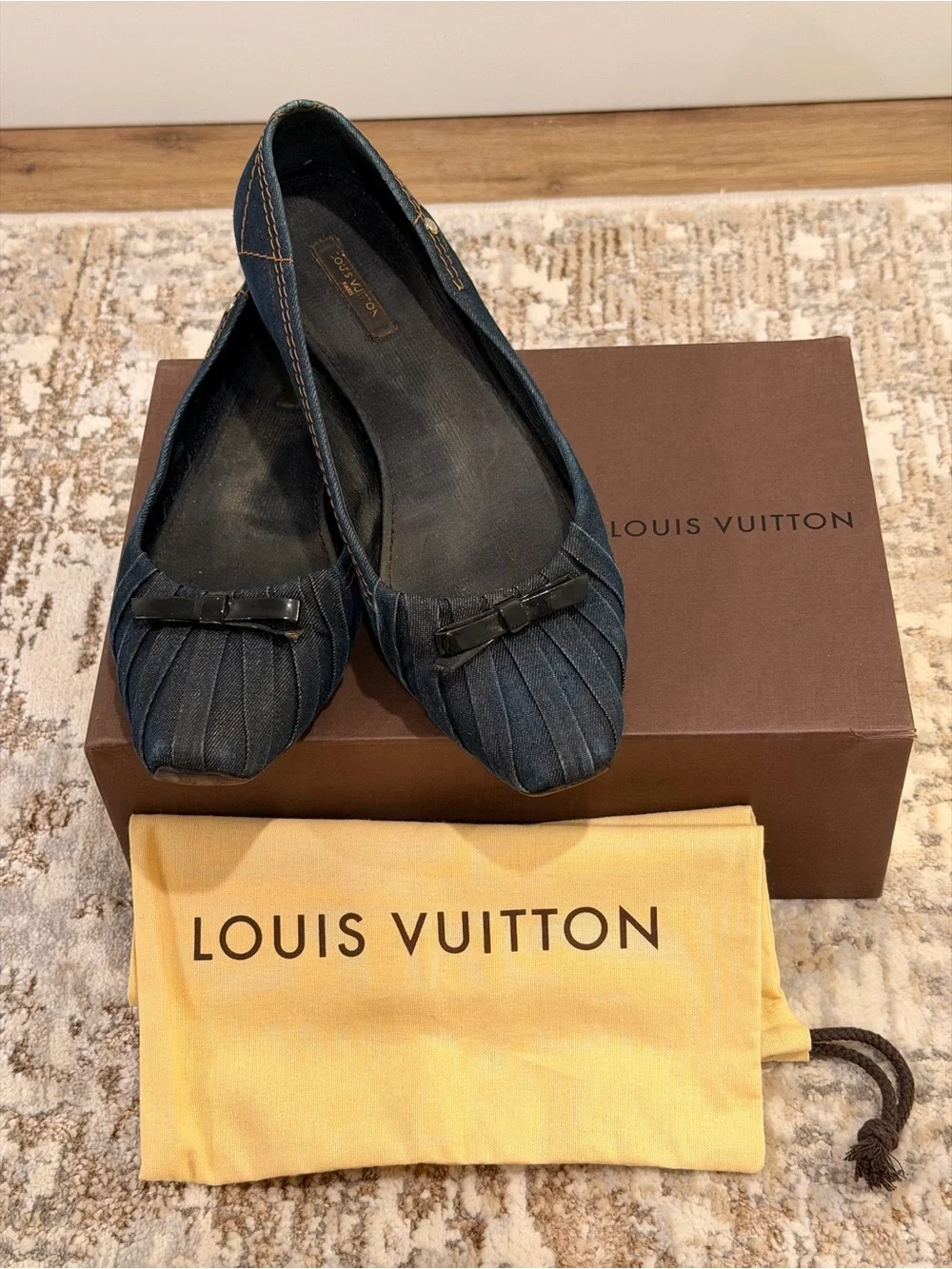 Pre-owned Louis Vuitton Denim Bow Accents Flats EU Size 39.5
